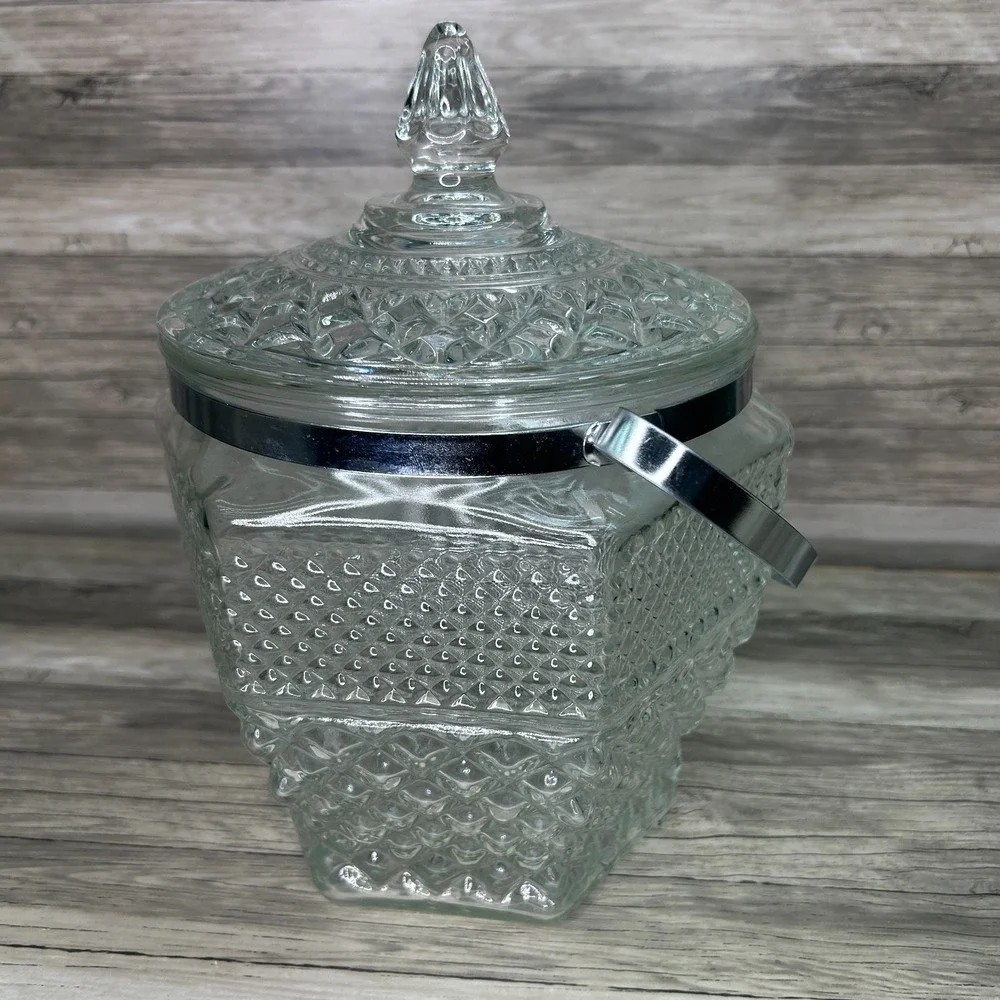 Vintage Wexford Pattern Ice Bucket Chrome Trim‎ Anchor Hocking